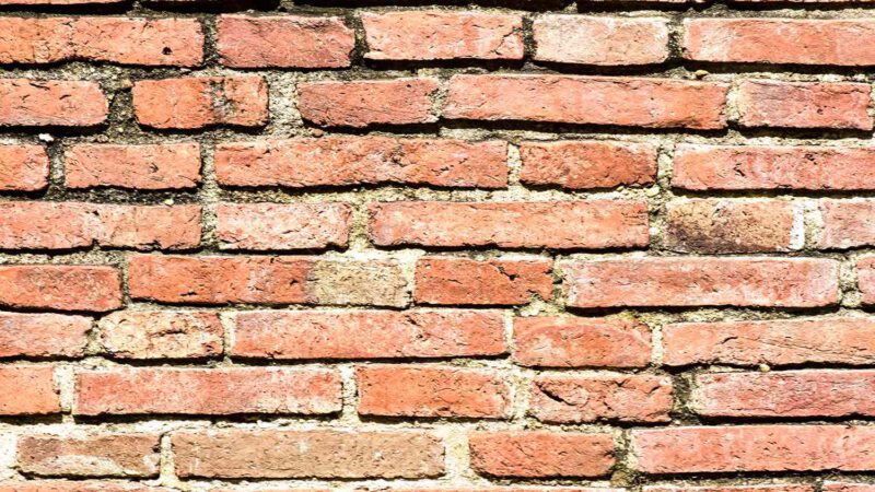 The Advantages and Disadvantages of Brick Masonry